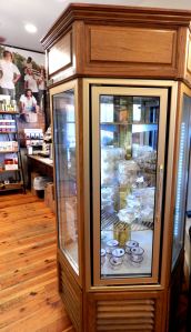 Refrigerated Glass Display Case